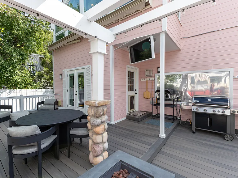 Back Patio | Gas Grill | TV | Outdoor Furniture