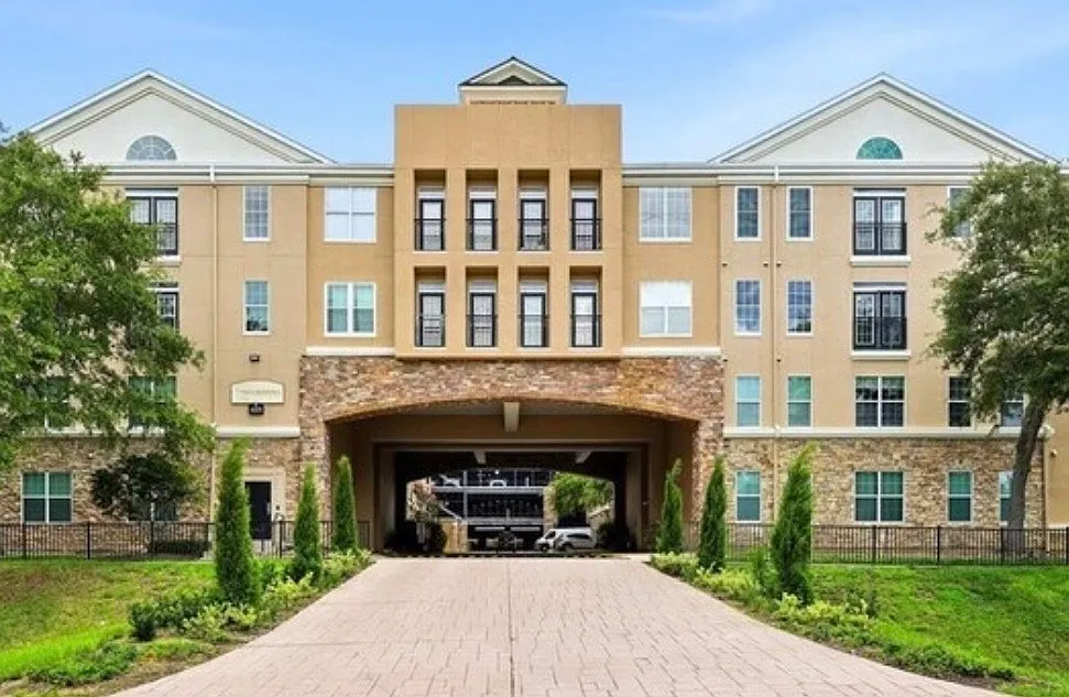 1 bed, 800 sqft, $1,695 — Photo 1