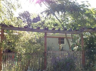 10002 17th Ave NE, Seattle, WA 98125