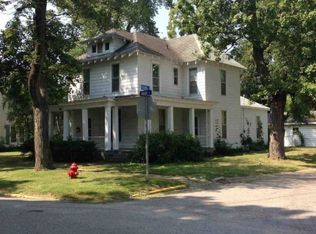 448 N Main St, Bridgeport, IL 62417