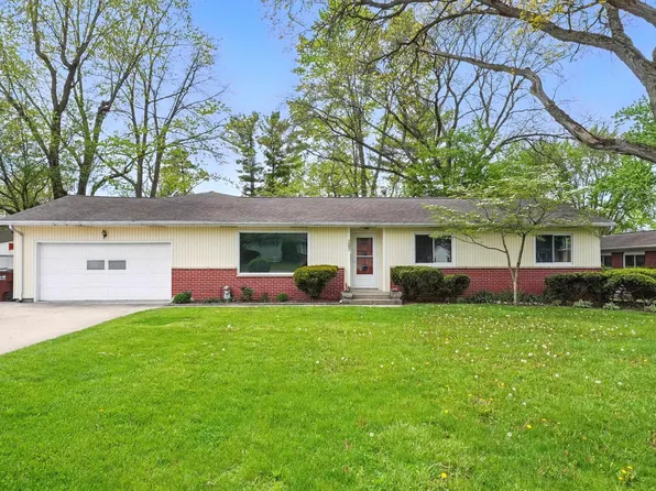 207 S Clark St, Auburn, IN 46706