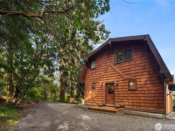 20627 87th Avenue SW, Vashon, WA 98070
