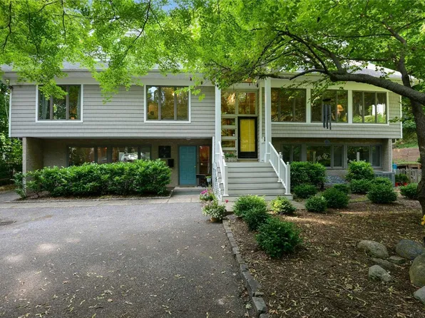 7 Lewis Road, Northport, NY 11768