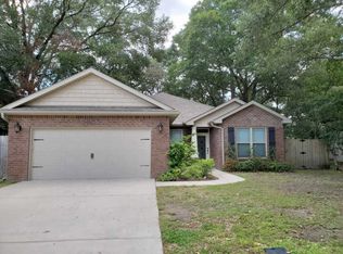 719 Tuxedo Dr, Fort Walton Beach, FL 32547