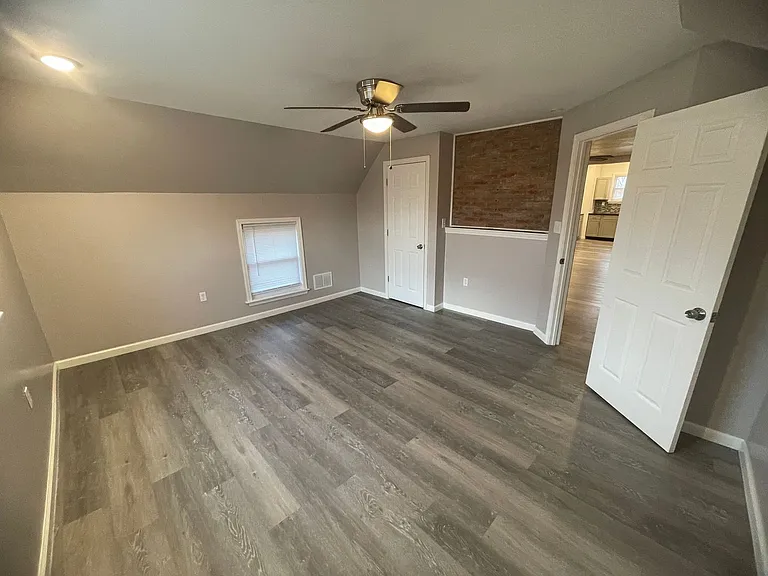 148 Gray St #2 — Photo 12