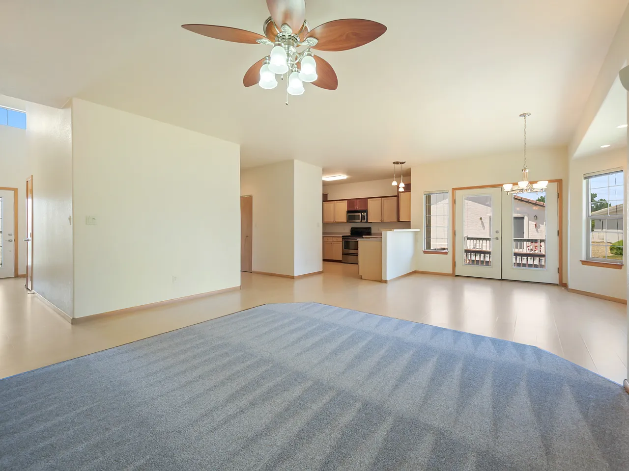 3 bed, 1454 sqft, $2,375 — Photo 4