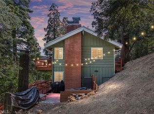 1062 Lausanne Dr, Crestline, CA 92325