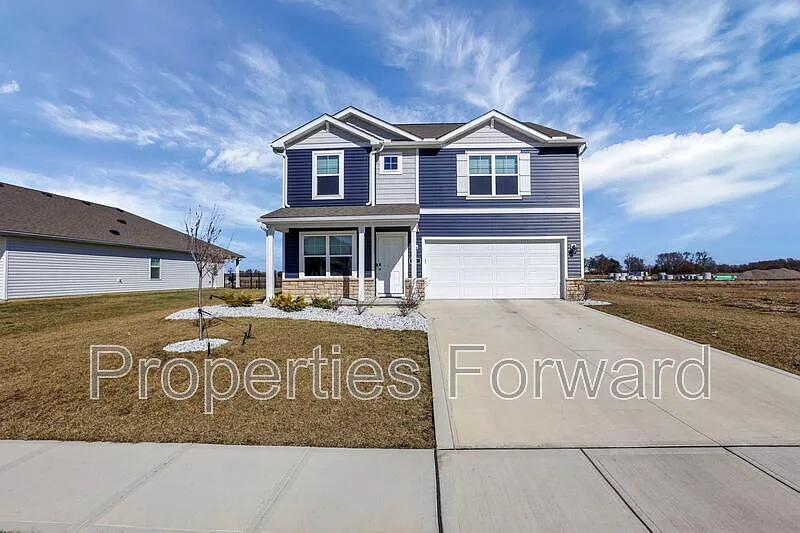 Building Photo - 11 Walnut Mill Way