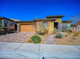 10126 Regency Square Ave, Spring Valley, NV 89148