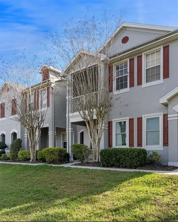 3 bed, 2.5 bath, 1820 sqft, $2,700 — Photo 2