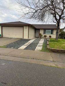 8205 Weyburn Ct, Sacramento, CA, 95828