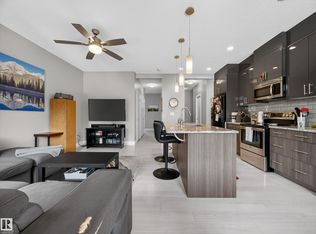 118 Springwood Way, Spruce Grove, AB T7X 0S7