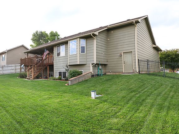 4th image of 307 E Stone Creek St