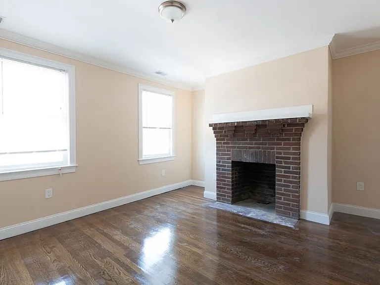 4803 Washington St #3 — Photo 9