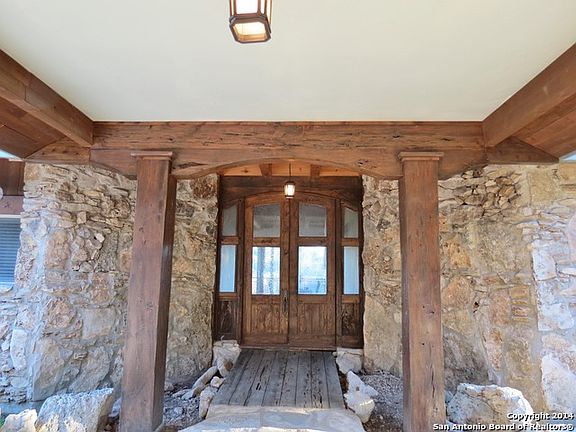 2nd image of 2320 Laurel Cliff Dr
