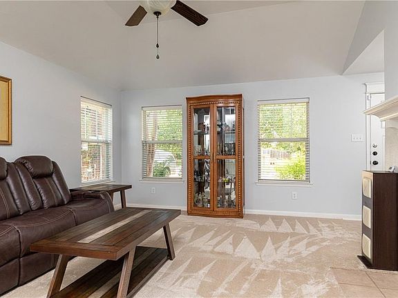 5th image of 4913 Ambrosia Dr