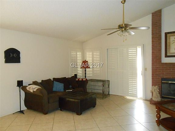 3rd image of 293 Garwood Ct
