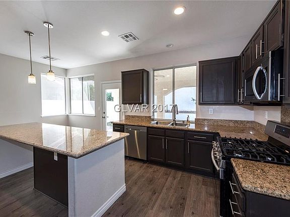 3rd image of 2229 Juniper Berry Dr