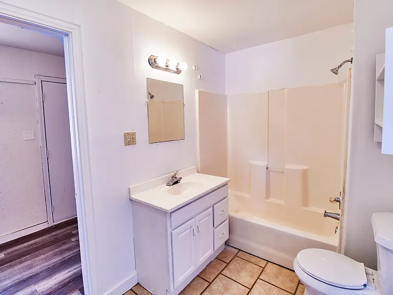 1504 Sherman Dr #701 — Photo 15