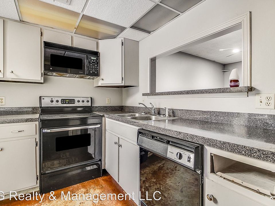 1st image of 1316 Dulles Dr #E