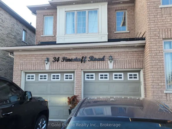 34 Pinestaff Rd, Brampton, ON L6P 3Y2