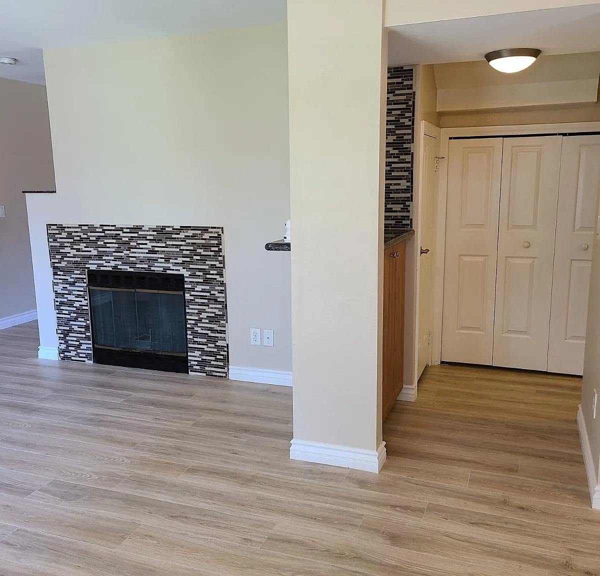 2 bed, 1146 sqft, $2,500 — Photo 3