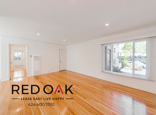 3494 Rowena Ave #2, Los Angeles, CA 90027