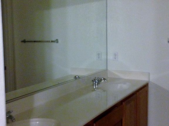 5th image of 705 Dante Cir