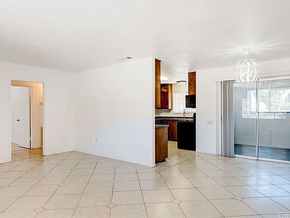 5th image of 42140 Kansas St
