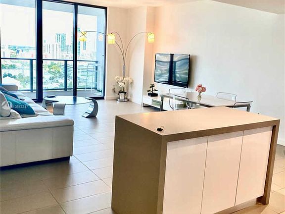 3rd image of 1600 NE 1st Ave #2019