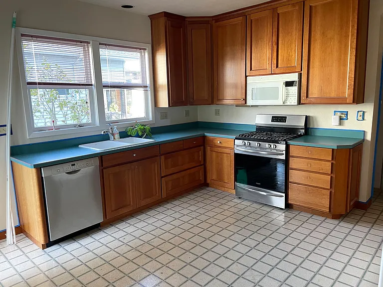 4205 SE 28th Pl — Photo 5