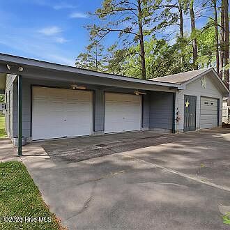 2nd image of 125 Avondale Court