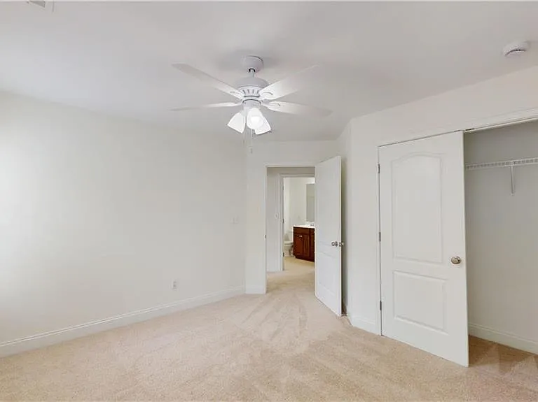 3249 Brockenhurst Dr — Photo 24