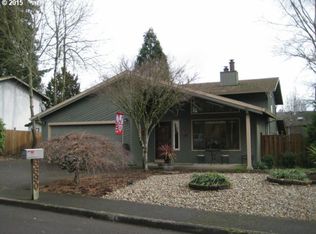 6690 Parkway Dr, Gladstone, OR