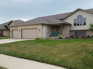 7333 W 92nd Ave, Crown Point, IN 46307