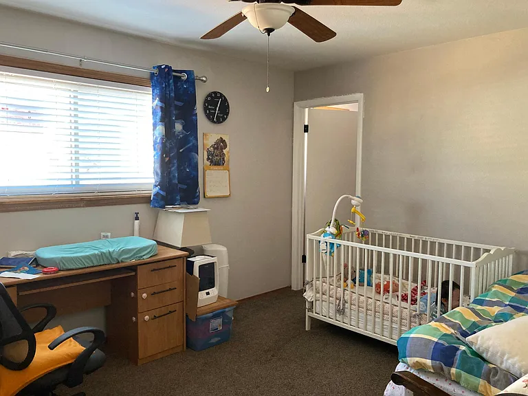 2420 E Eva Loop — Photo 6