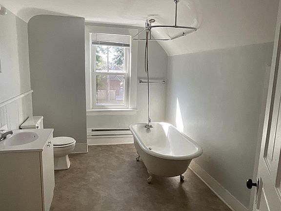 4th image of 623 W Washington Blvd APT 201