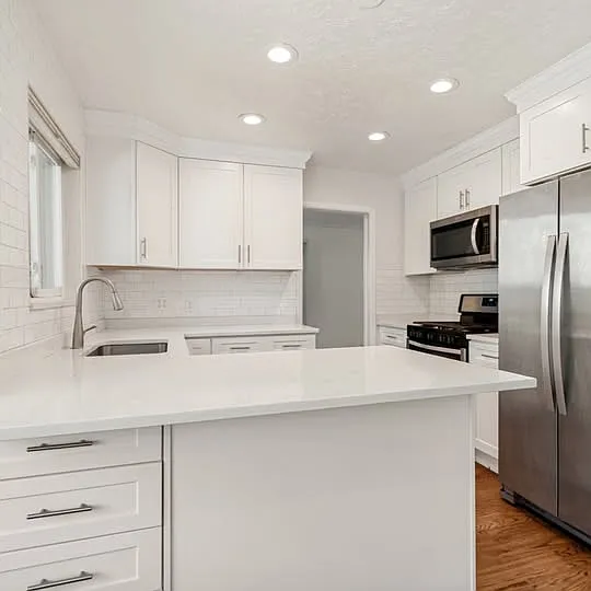 2 bed, 1365 sqft, $2,400 — Photo 3