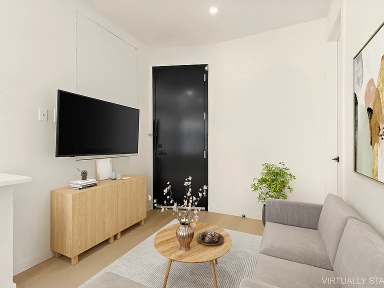 230 W 72nd St #PENTHOUSE — Photo 3