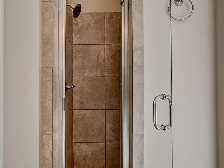 2100 McCallister Dr — Photo 26