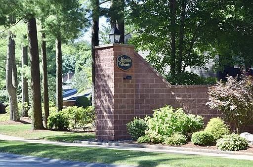 2nd image of 6 Mansion Woods Dr #D