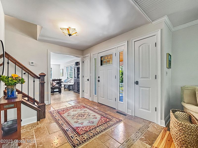 4th image of 227 Lake Road