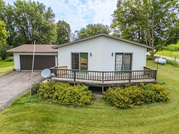 101 Mill Street, La Valle, WI 53941