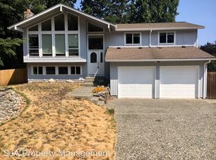 5038 158th Ave NE, Redmond, WA 98052