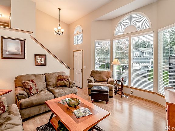 5th image of 8509 12th Pl NE