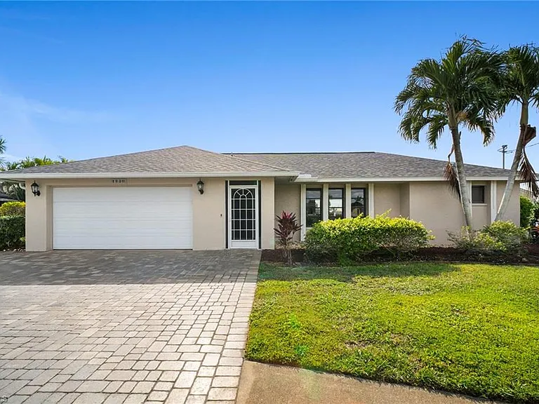 4530 W Coral Cir — Photo 32