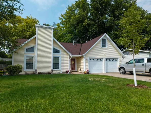114 W H St, Hastings, NE 68901