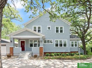 1211 Bellevue Blvd N, Bellevue, NE 68005