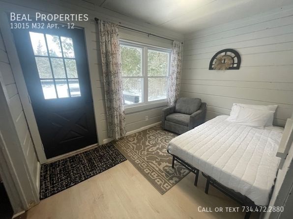 13015 M 32 APT 12