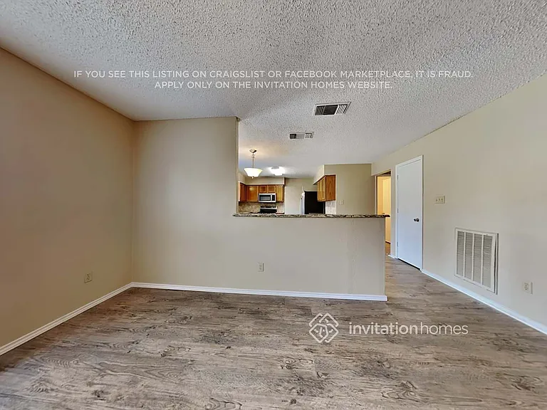 2614 Remmington Dr — Photo 8